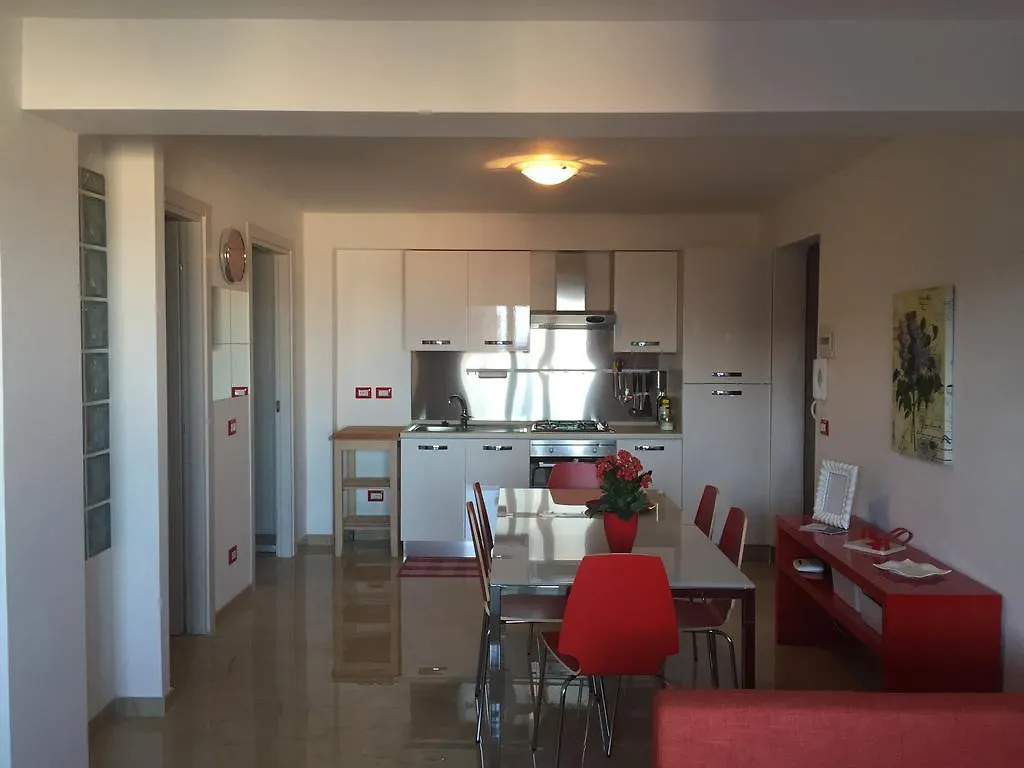 Baia Giardini Apartments