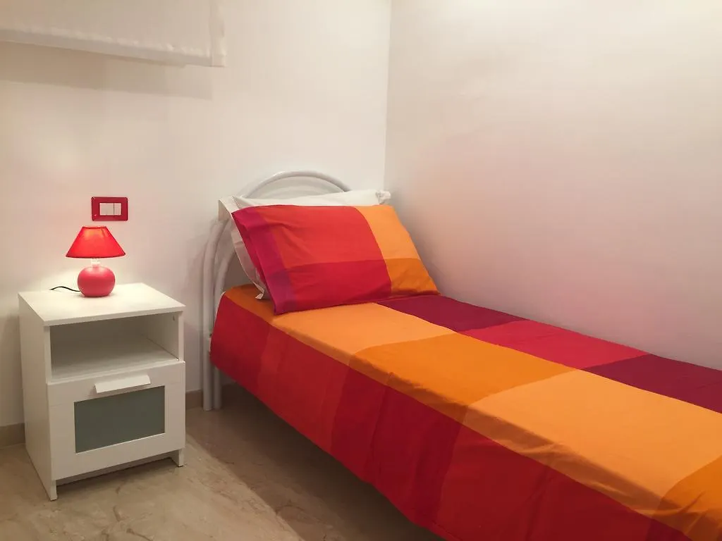 Baia Giardini Apartments